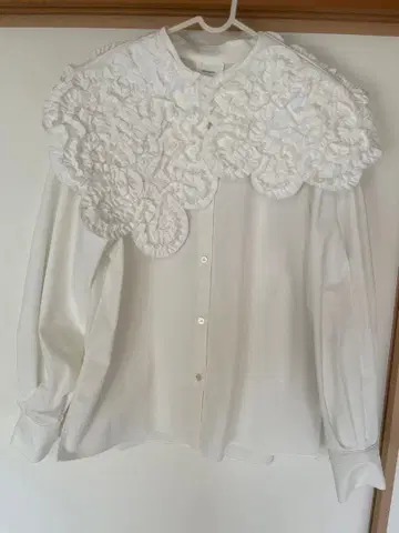 휘핑 컬러 블라우스 yori