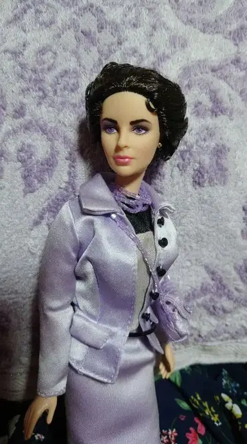 엘리자베스 테일러 바비 인형