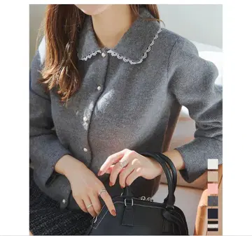 레이스 달린 옷깃 그레이 니트 가디건