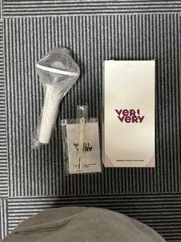 VERIVERY 응원봉 화이트