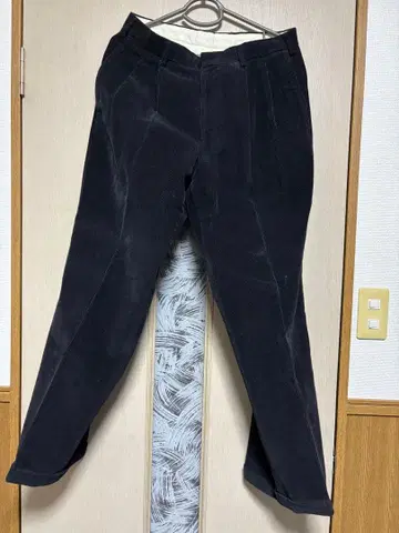 [ 새상품급 ] NEWYORKER 블랙 코듀로이 팬츠 82