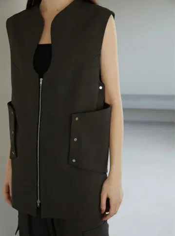 [ LA PEAU DE GEM ] 도트 버튼 ZIP 베스트