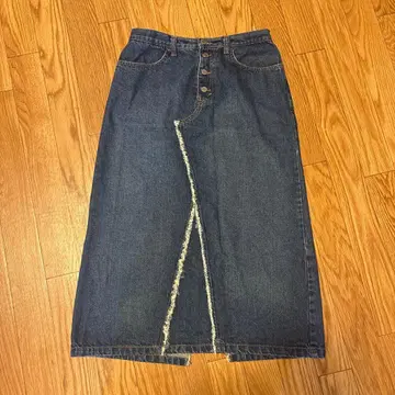 다크 데님 프린지 슬릿 롱 스커트