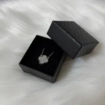 목걸이 클로버 모티브 실버 반짝반짝