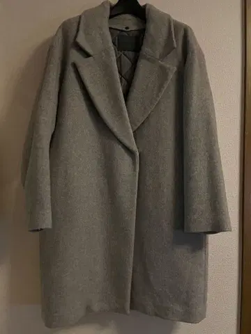 스픽 앤 스팬 체스터 코트 안감 부착