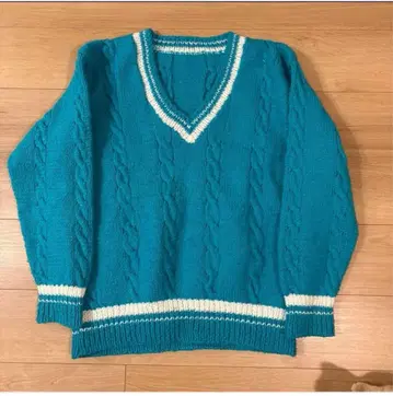 v넥 스웨터 터콰이즈