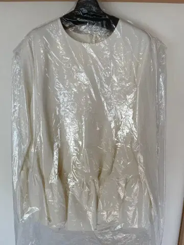 따뜻한 티어드 프릴 블라우스 yori 38 화이트