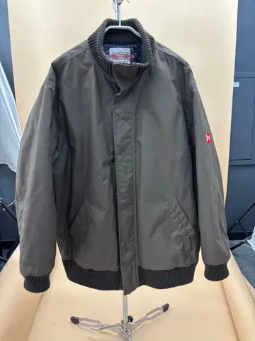 Swagger 신살레이트 패딩 자켓