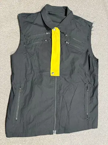 넘버 (N)아이언 04SS 드림기 소매 커팅 지퍼 베스트