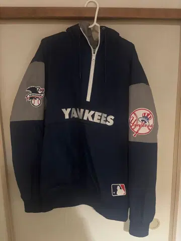Yankees 나일론 자켓 후드 부착