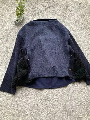 GALLARDAGALANTE 절개 푸들 니트