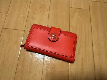 MICHAEL KORS 탭 포켓 빌포드 미디엄