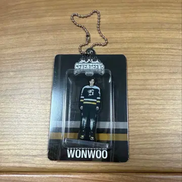 SEVENTEEN HOME 아크릴 키링 원우