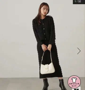 프로포션 바디 드레싱 라메 믹스 페더 트위드 니트 업