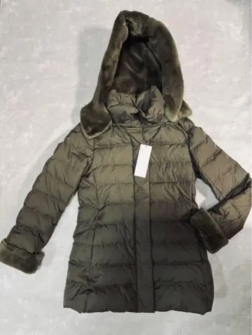 현행형 자유구 다운 자켓 퍼 포함 30 미사용