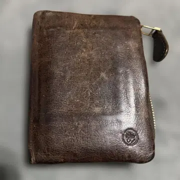 요코하마 모토마치 HIROKI에서! 가죽 소재 브라운 접이식 지갑