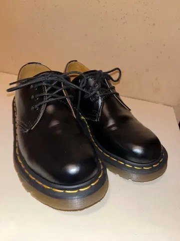 닥터마틴 Dr.Martens 3홀