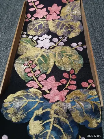 후쿠로 오비 육통 블랙 베이스 오동나무 문양 금실 순수 실크