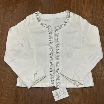 Incline 화이트 비쥬 노카라 데님 자켓