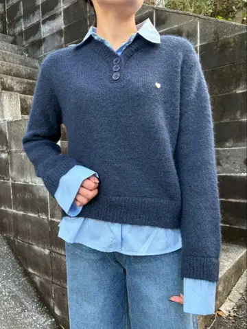 [ 새상품 ] 레이어드 스타일 니트탑 네이비 한국