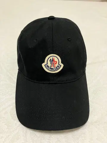 MONCLER 블랙 야구 모자
