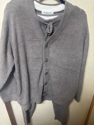 젤라또피케옴 핫 패브릭 그레이 셋업