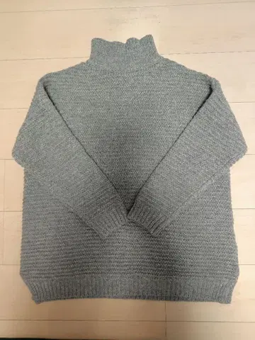 ourhome 고급 울 하이넥 니트 그레이