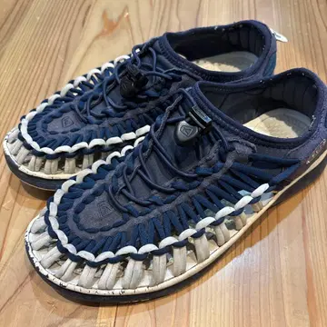 킨 샌들 스니커즈 25cm