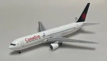 Canadian Airlines B767-300ER
