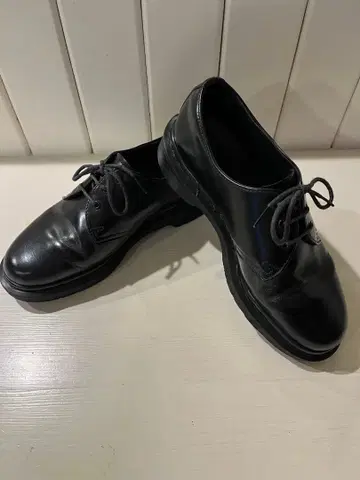 닥터마틴 3홀 1461 MONO UK5 블랙 가죽