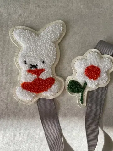 스튜디오 클립 미피 실루엣 자수 북마크