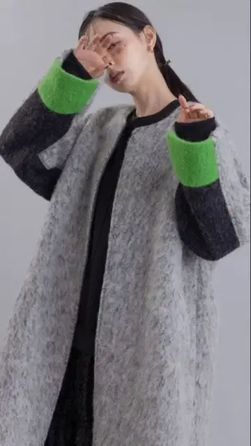 EimeeLaw 마블 샤기 롱 코트 그레이, 블랙, 그린