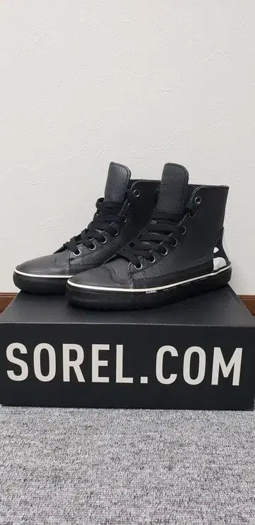 미사용 새상품 SOREL 소렐 방수 부츠 블랙 25.5cm