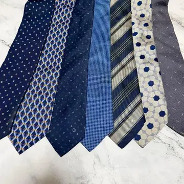dunhill 네이비 계열 넥타이 7개 묶음 판매 브랜드 넥타이 모음
