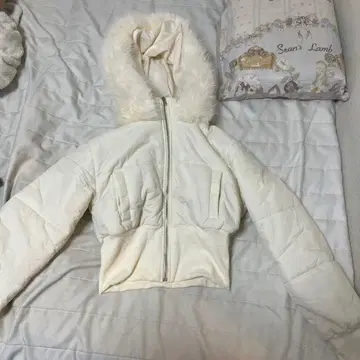 Shein 화이트 퍼 다운 자켓 XS