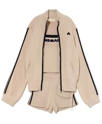 andmary Zoe full zip set up