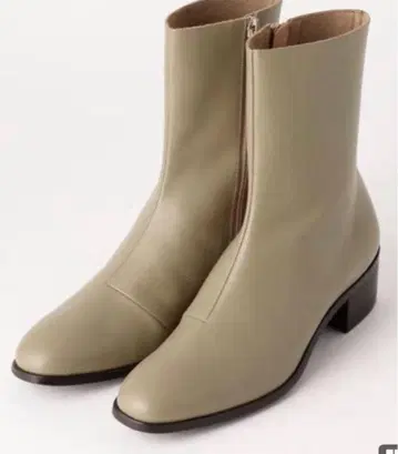 크림색 가죽 중간 힐 부츠 36