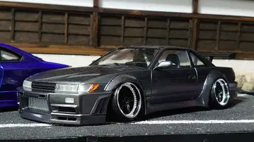 1/24 아오시마 러스티 실비아 S13 완성품