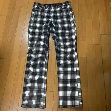 휠라 골프 블랙 화이트 체크 무늬 골프 팬츠 방한 속기모