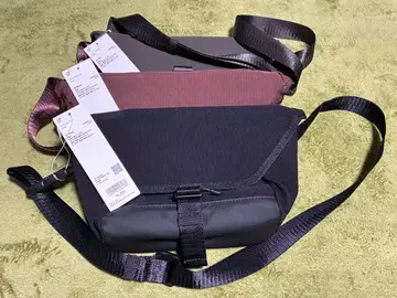 [ 미사용 새상품 ] UNIQLO U 미니 메신저 백 3색 세트