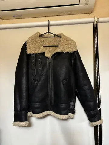 ungrid 무스탕 코트