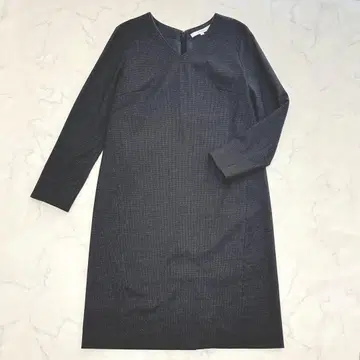 [ 최근 모델 ] UNTITLED 하운드투스 V넥 A라인 원피스 2