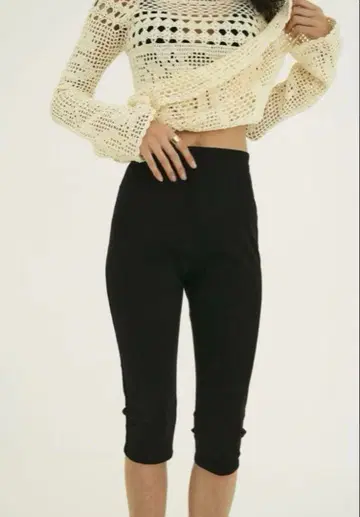 CLANE 클라네 CAPRI RIB PANTS 카프리 리브 팬츠