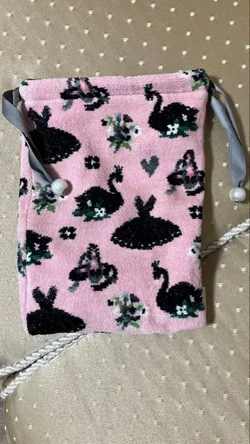 페이러 스완 레이크 복조리 파우치