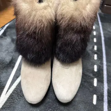 DAIANA 퍼 숏부츠