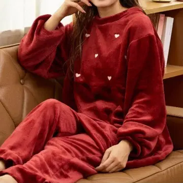 츄츄안나 마치 담요! 같은 따뜻함 하트 자수 프릴 파자마