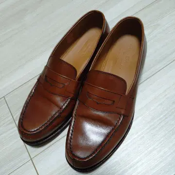 새상품급!!! 잘란 스리와야 로퍼 6 1/2