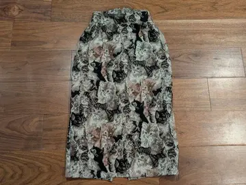 고양이 패턴 타이트 스커트 허리밴딩 슬릿