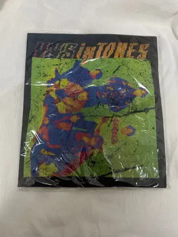 [ 새상품 미개봉 ] SixTONES VVS 티셔츠