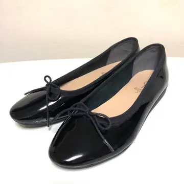 새상품급 키다리 아저씨 에나멜 펌프스 플랫슈즈 리본 24cm